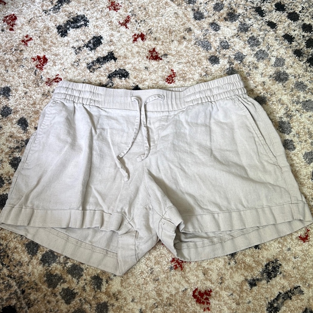 Old navy linen shorts